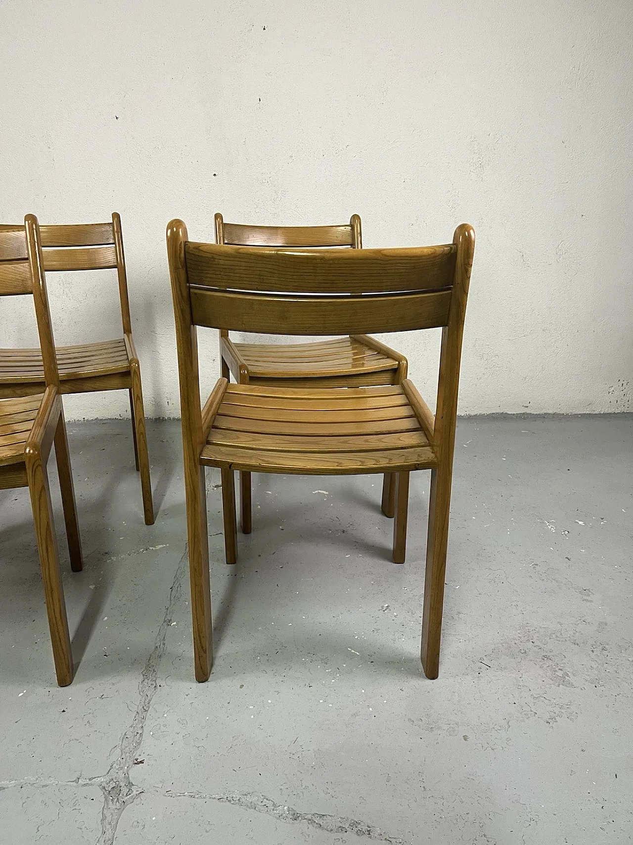 4 Brutalist wooden chairs, 1970s 13