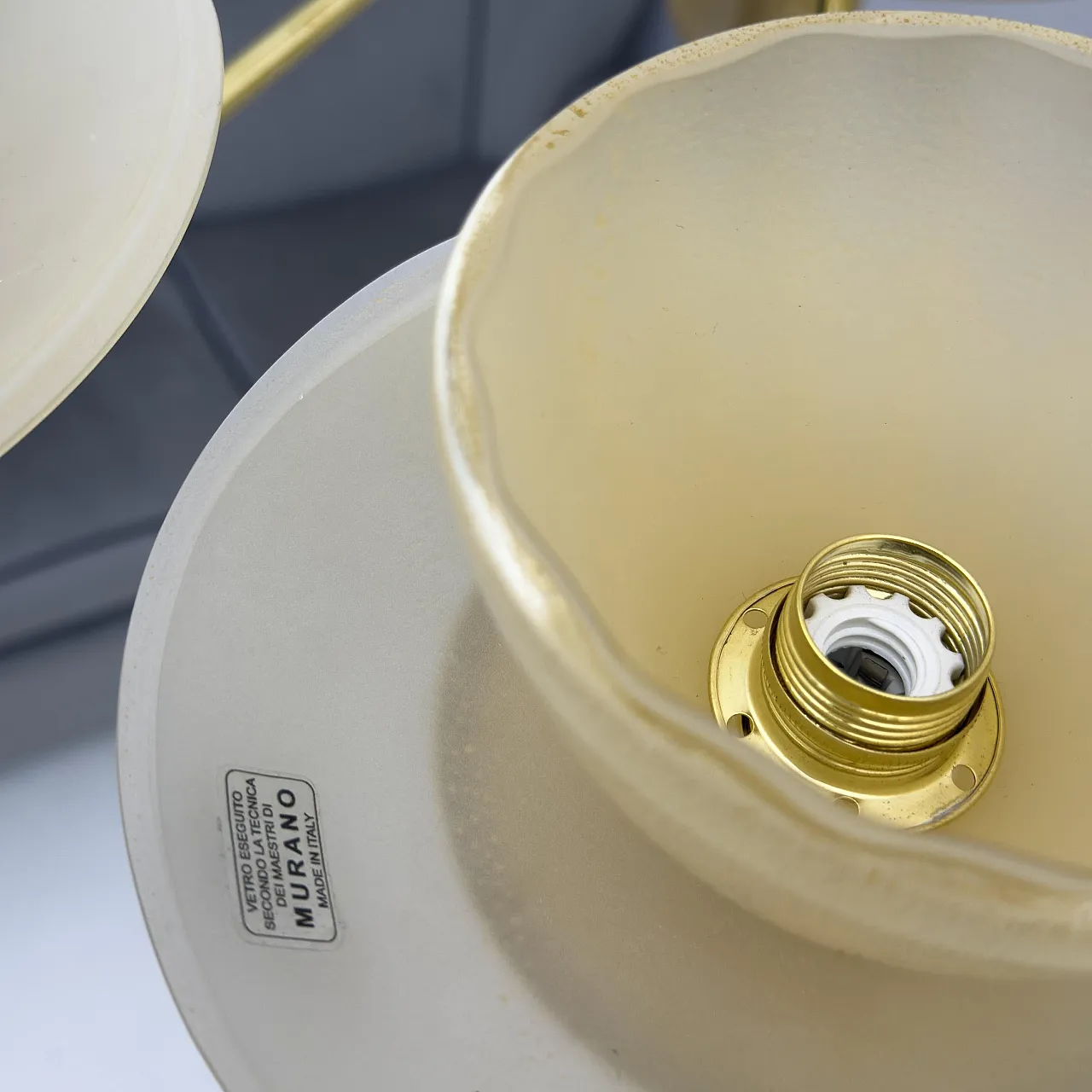 Lampadario in ottone e vetro di Murano, anni 2000 12