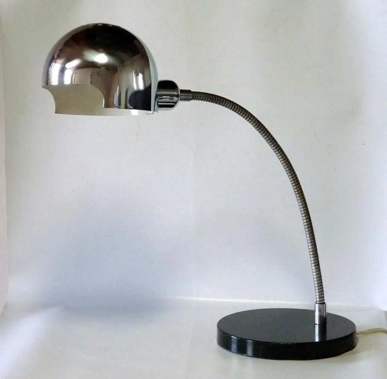 Lampada da tavolo Space Age di Reggiani, anni '70 2