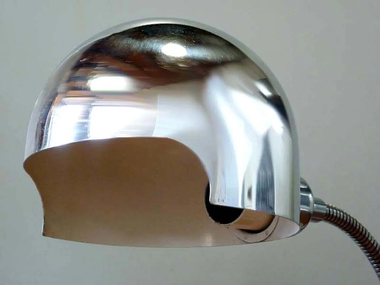 Lampada da tavolo Space Age di Reggiani, anni '70 3