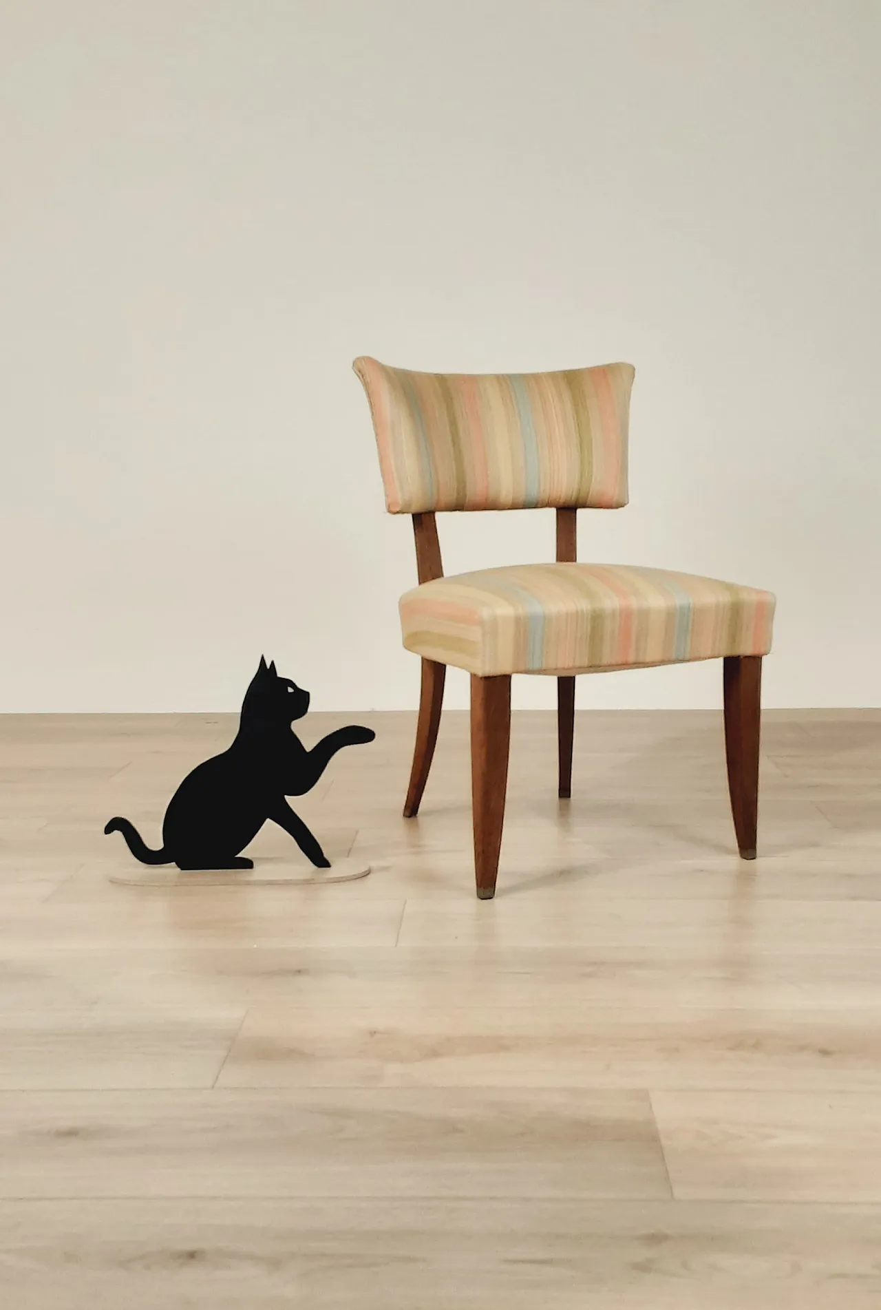 4 Italian chairs of the 1940s 12