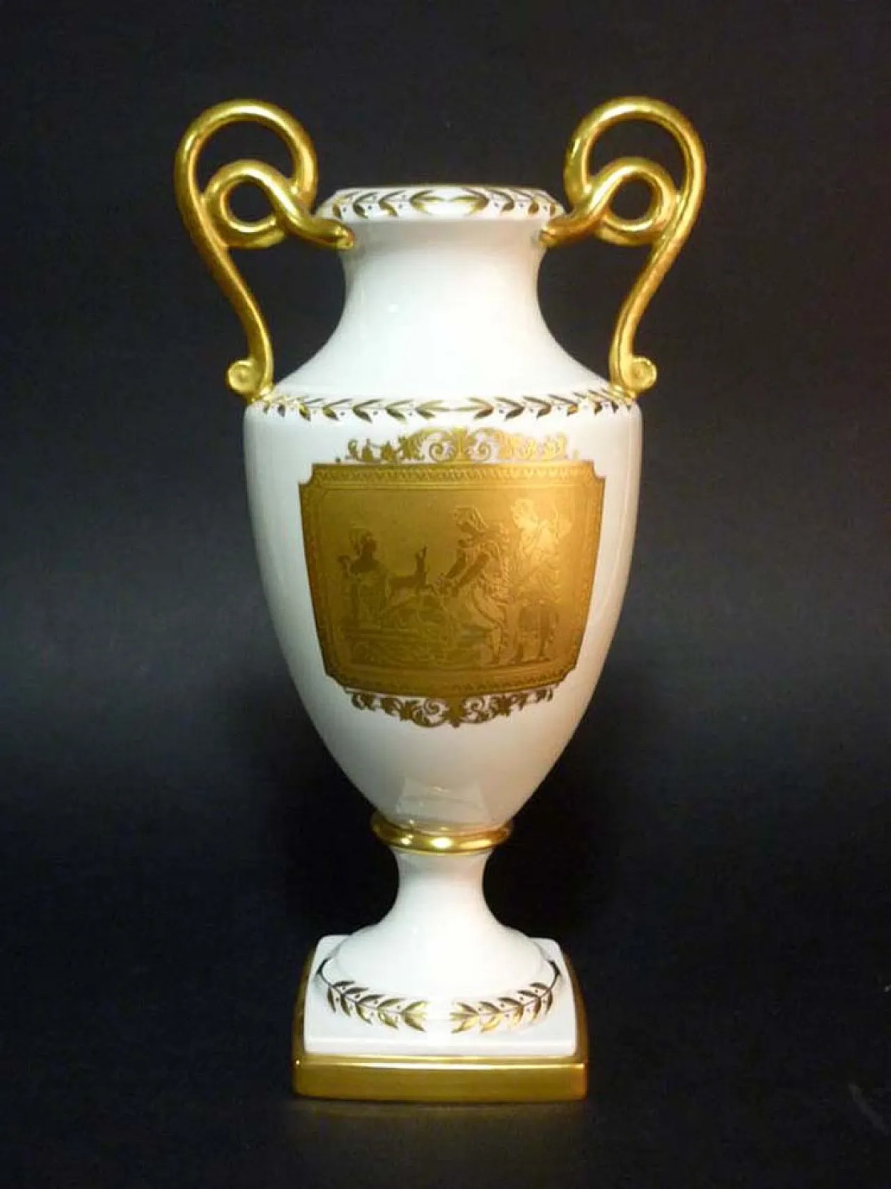 Porcelain & 24kt gold vase by Finzi, 1930s 1