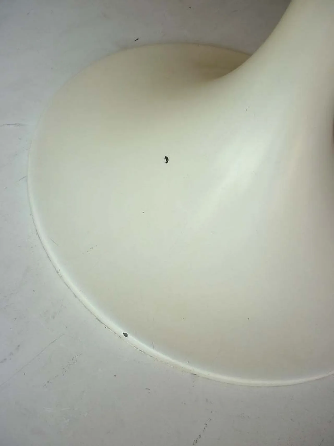 Tavolino e sedie in fibra di vetro di Play, anni '60 12