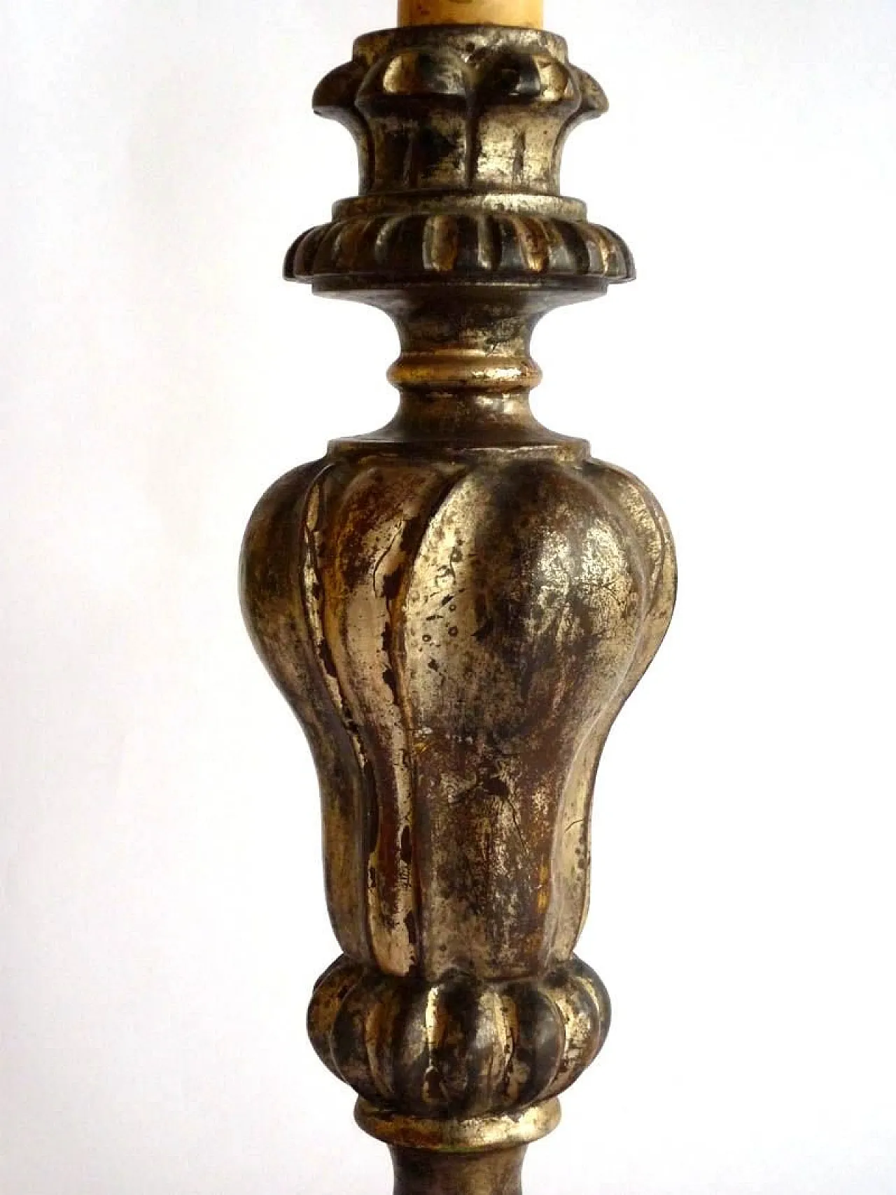 Lampada da tavolo in stile barocco in legno argentato, anni '50 3