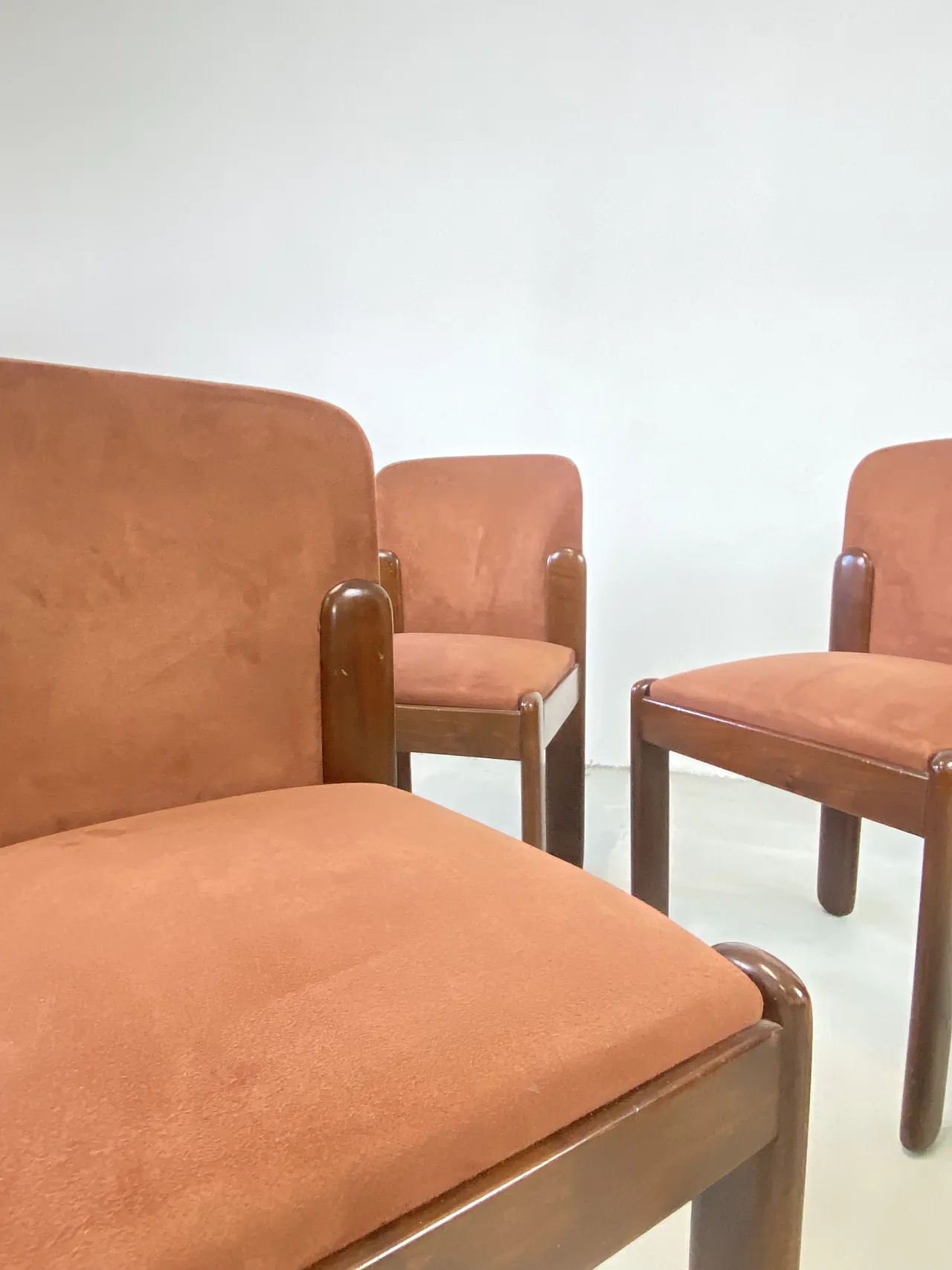 6 chairs by Silvio Coppola  for Bernini 7