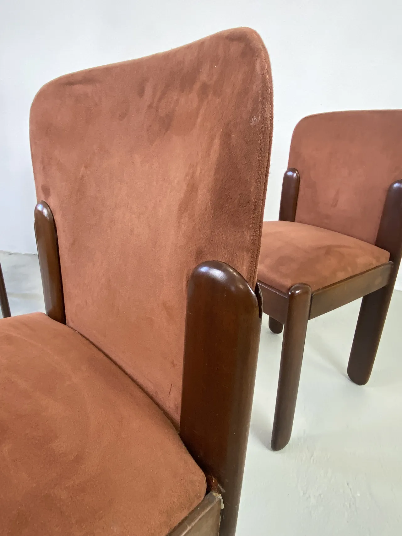 6 chairs by Silvio Coppola  for Bernini 8