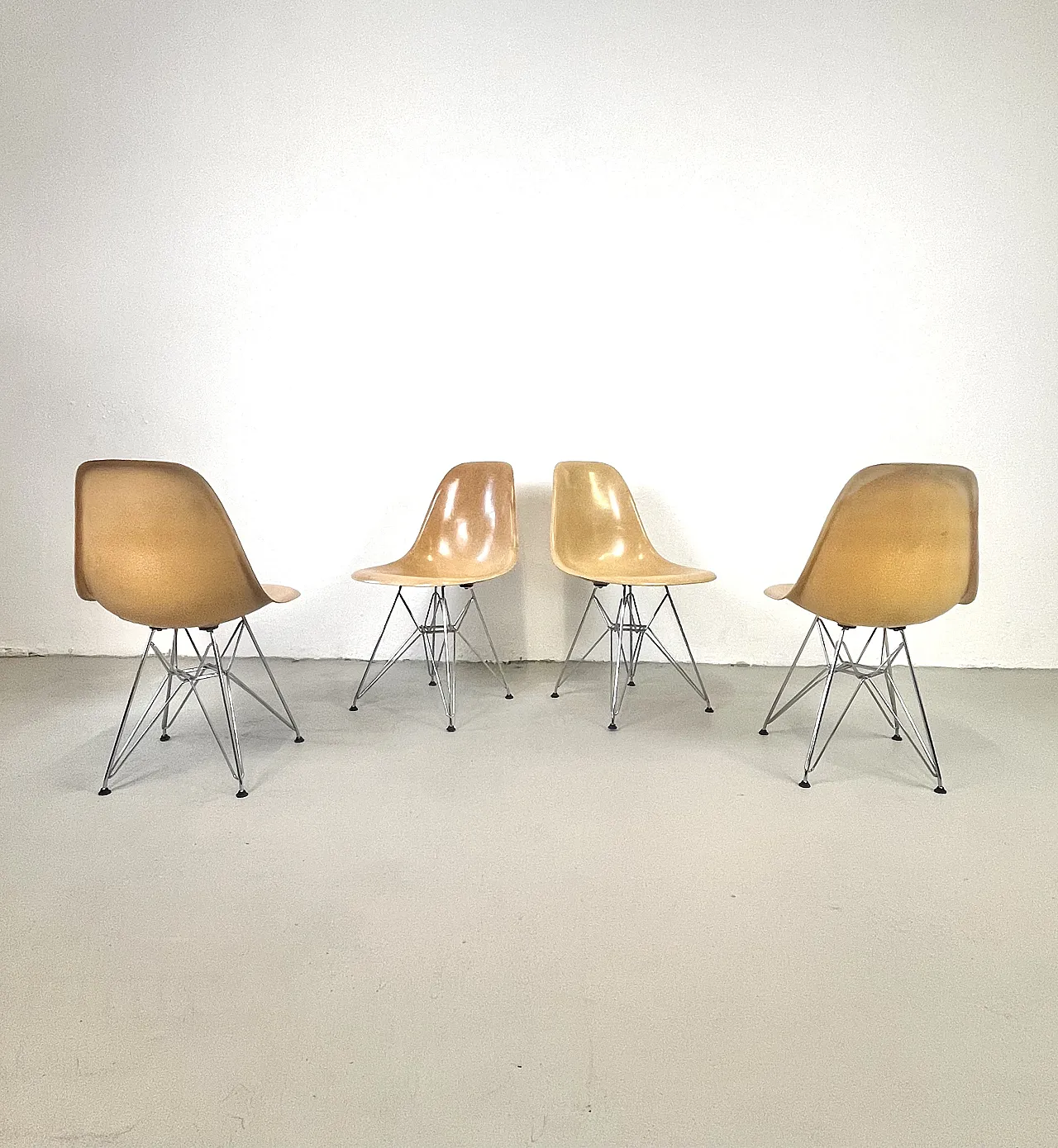 4 DSR chairs Herman Miller, 70s 3