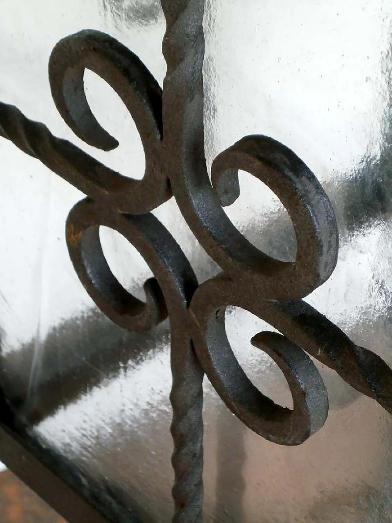 Cippia di lampade da soffitto Mid-Century in ferro battuto, anni '60 6