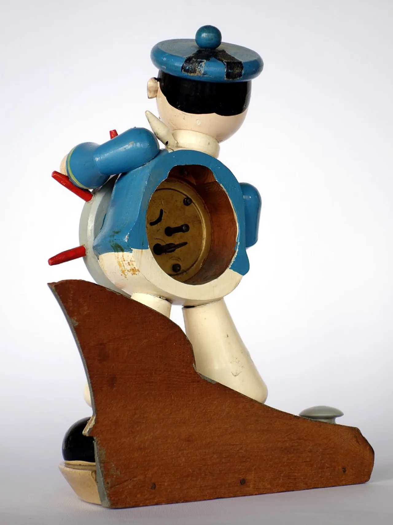 Sailor's table clock, 1920s 8