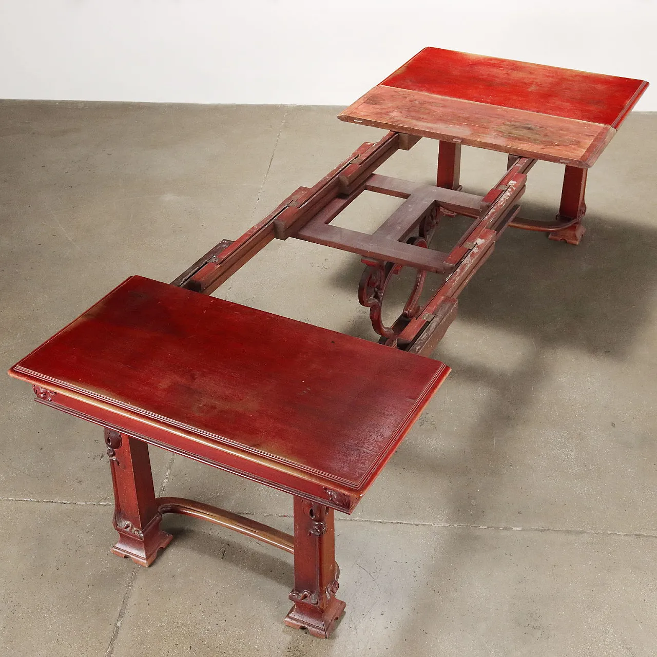 Tavolo Liberty in noce dipinto, allungabile, inizio '900 3