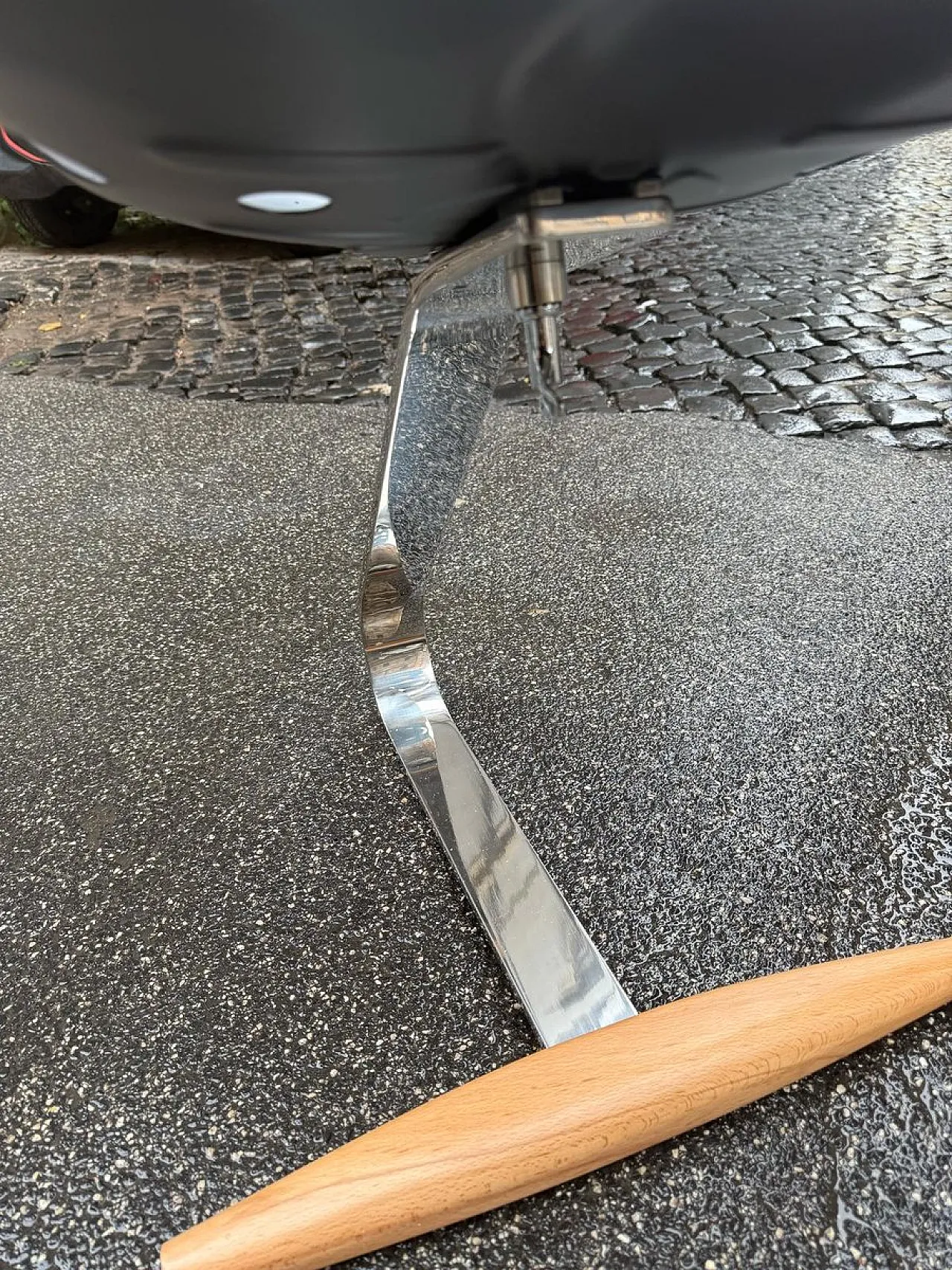 Sgabello Mezzadro di Achille Castiglioni per Zanotta, anni '60 4