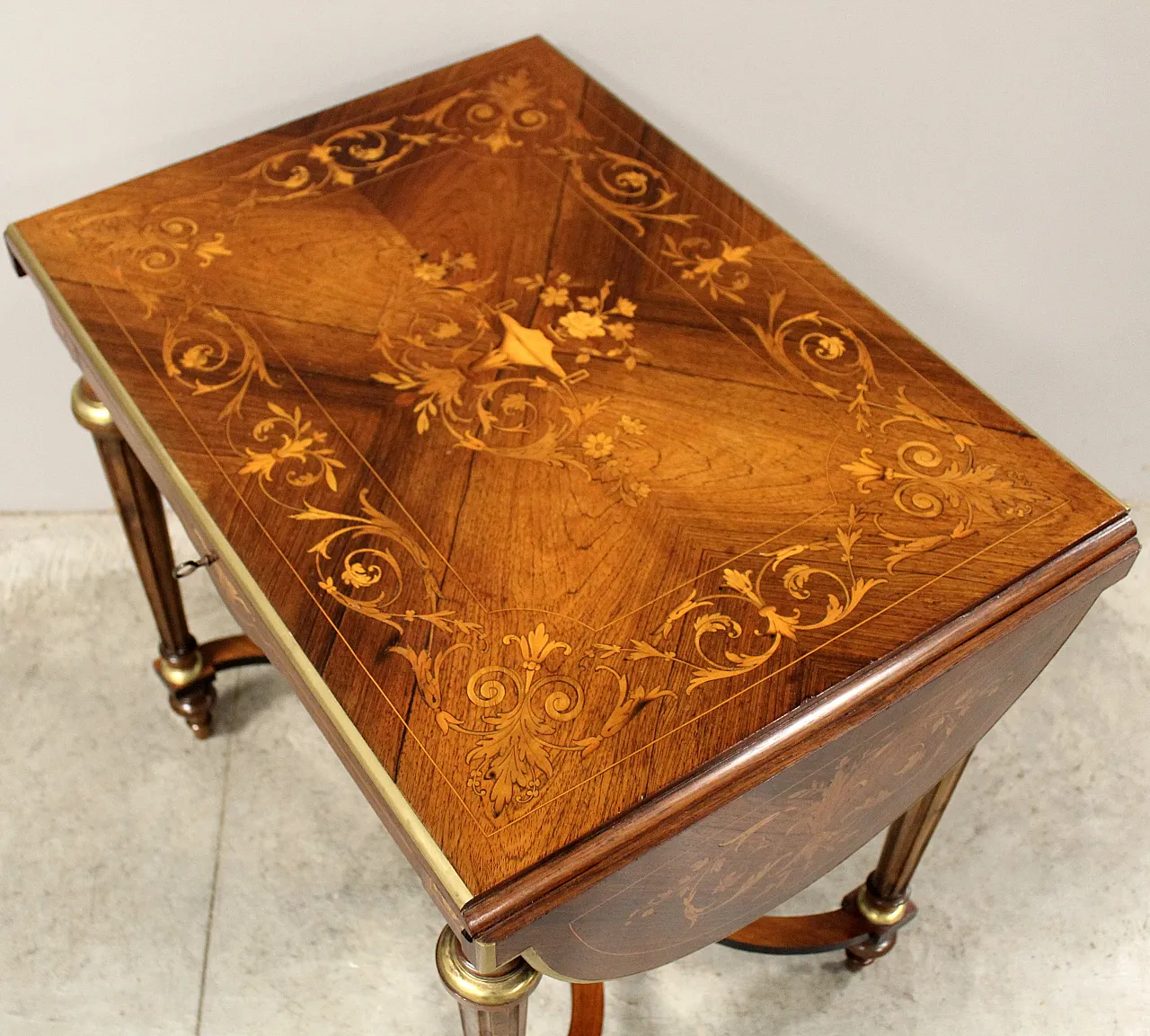 Inlaid table Napoleon III, 19th century 8