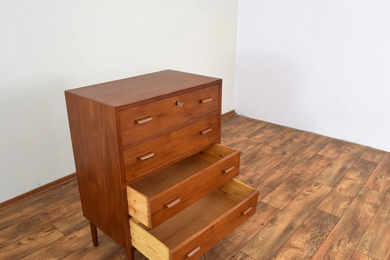 Mid-Century Danish Teak Chest of Drawers, 1960s. 15