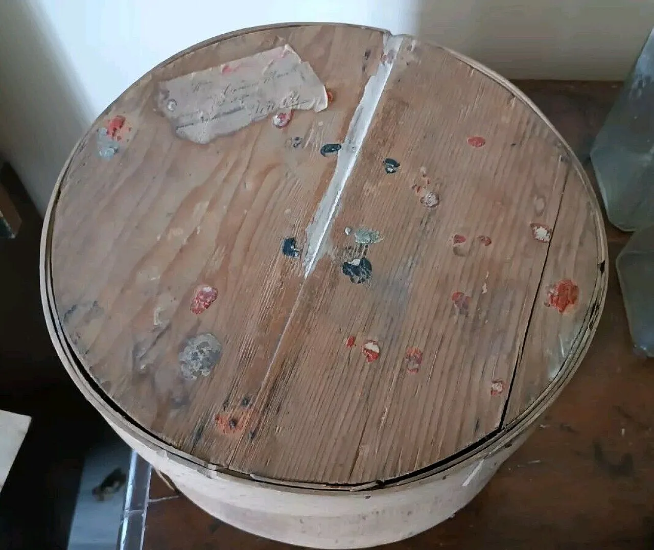 Curved beech circular box, 19th century 3