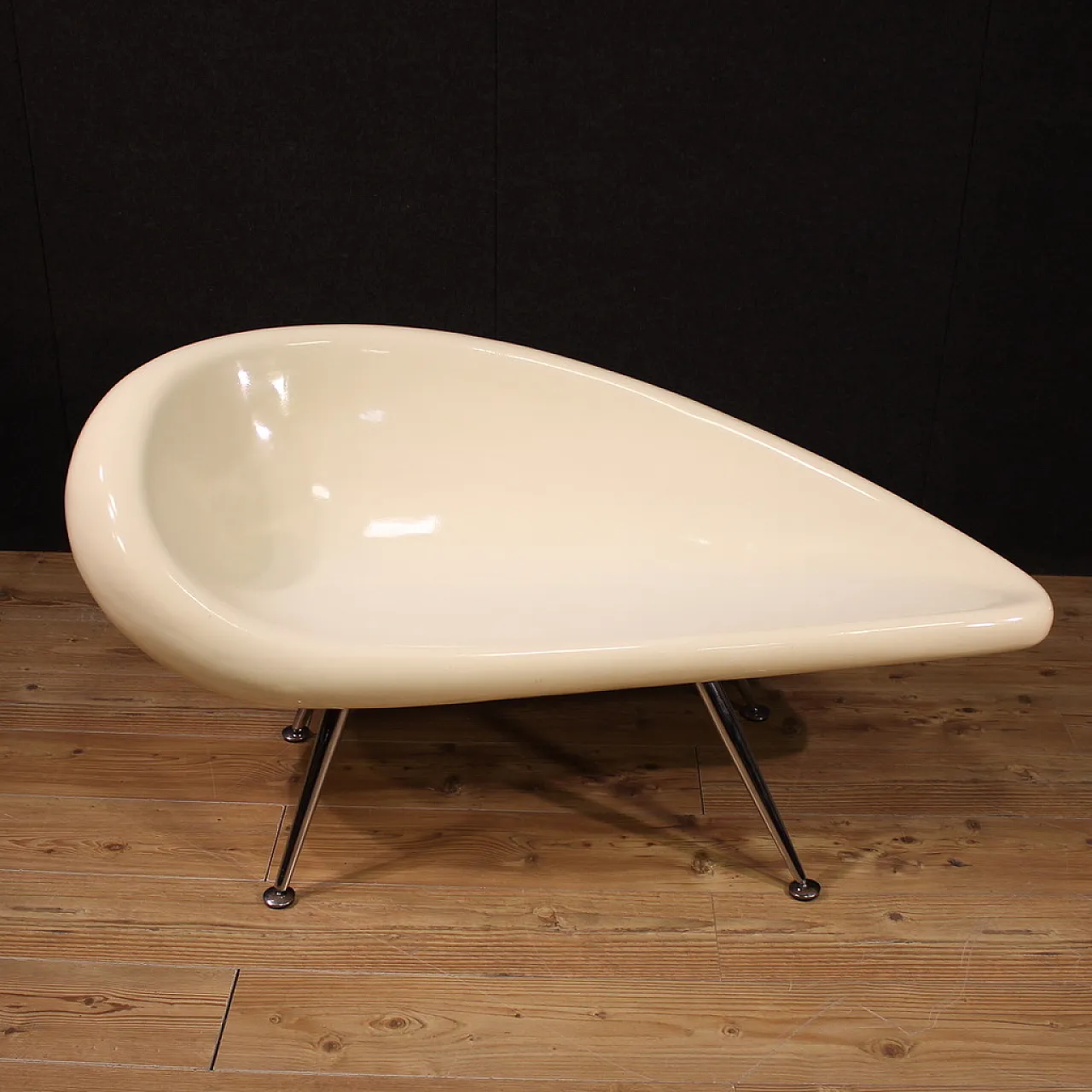 Fiberglass Space age sofa with chromed feet, 1970s 2