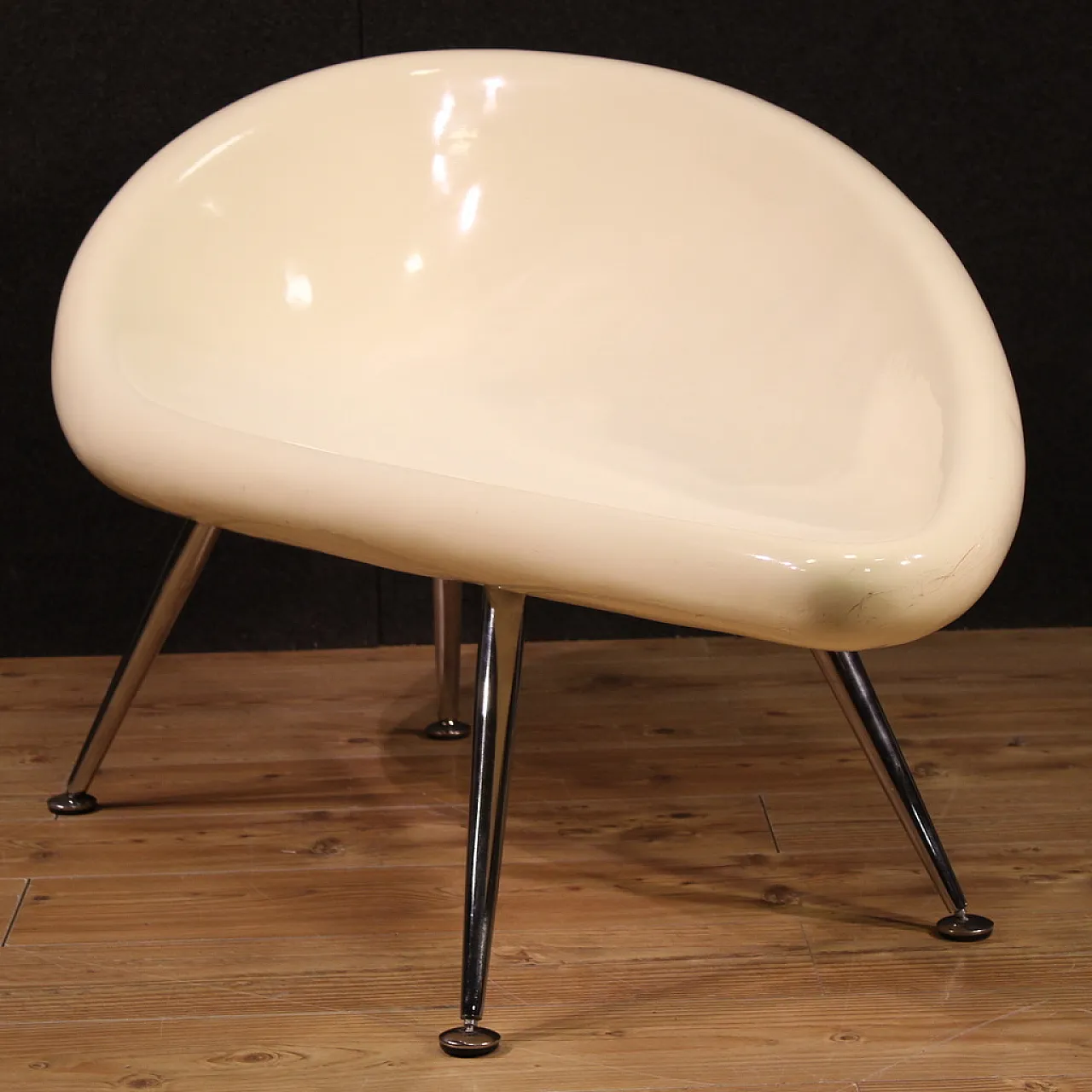 Fiberglass Space age sofa with chromed feet, 1970s 4