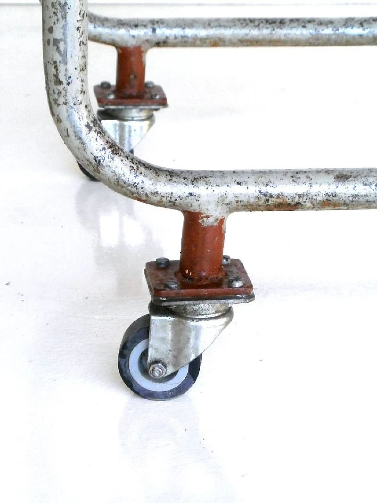 Carrello bar industriale Bauhaus, anni '40 8