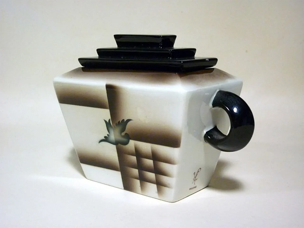 Ceramica aerografata di Angelo Simonetto per Galvani, anni '20 3