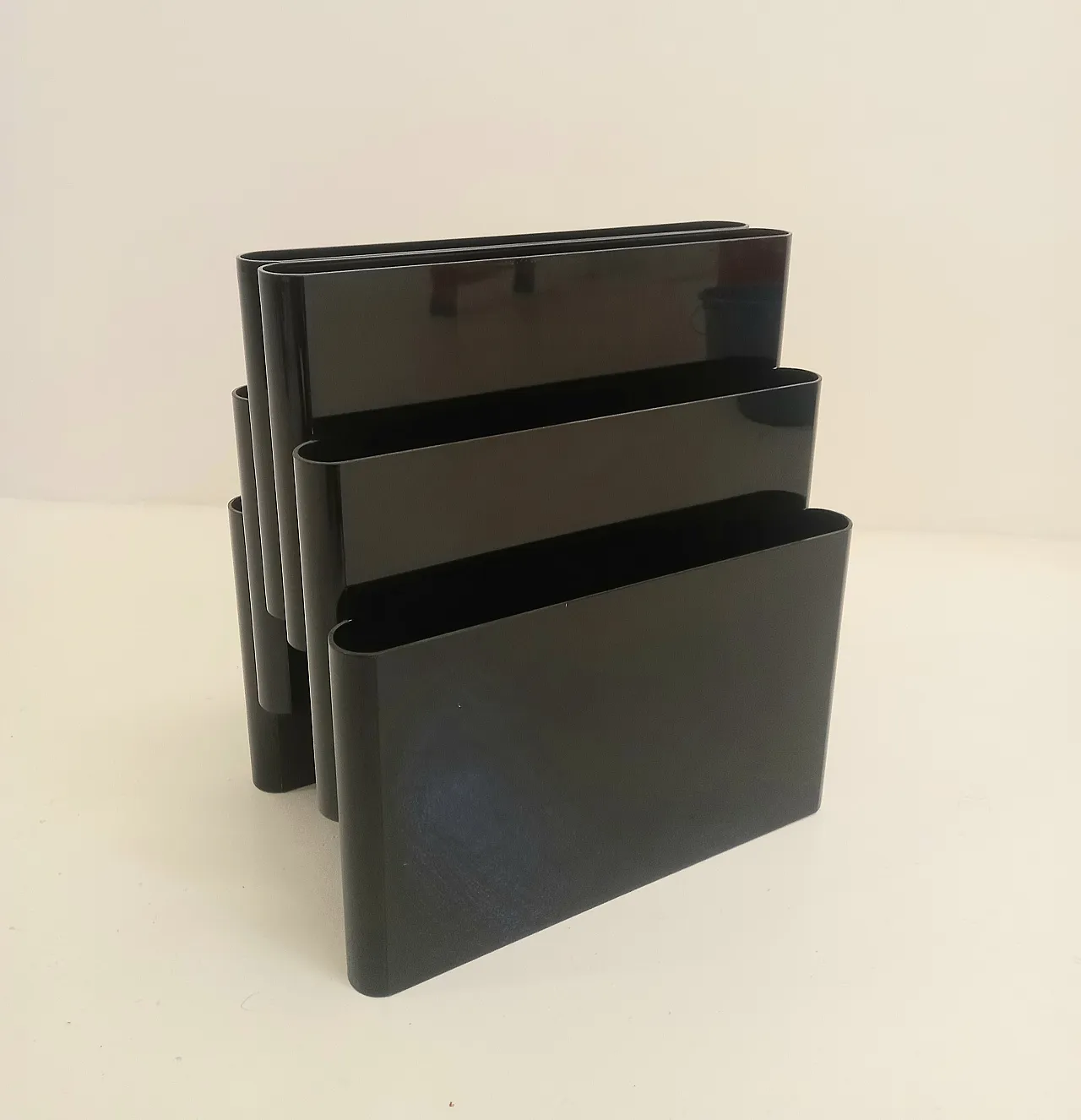 Portarivisti 4675 Kartell Giotto Stoppino 5