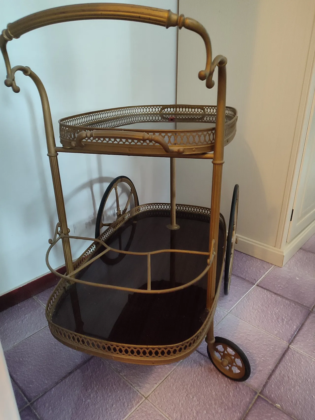 Bar cart for drinks, 1950s 2