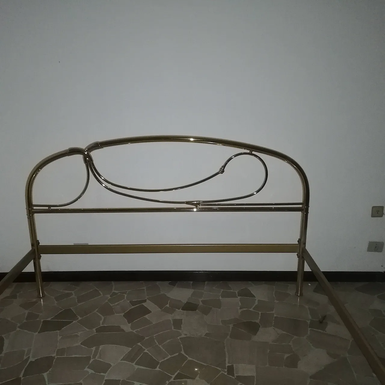 Struttura letto matrimoniale, anni '70 3