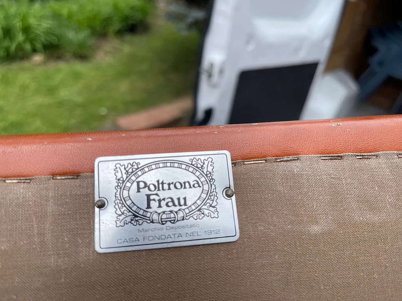 Frau Leather Armchair by Tito Agnoli for Poltrona Frau, 1980s 2