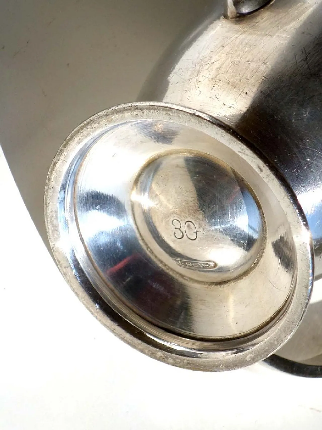 Pair of silver Alpacca Hotel teapots, 1920s 7