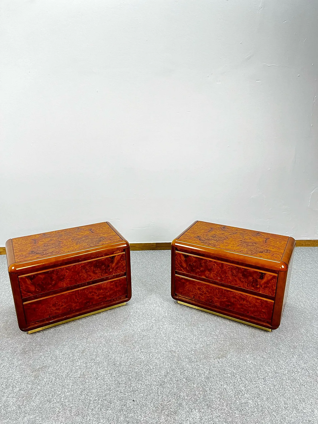 Coppia Comodini in Radica, anni '70 1