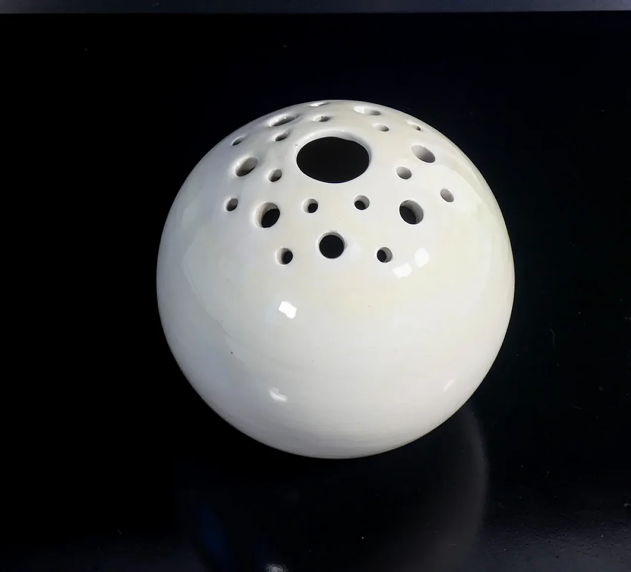 Vaso, scultura in ceramica di Cunardo, anni '70 2