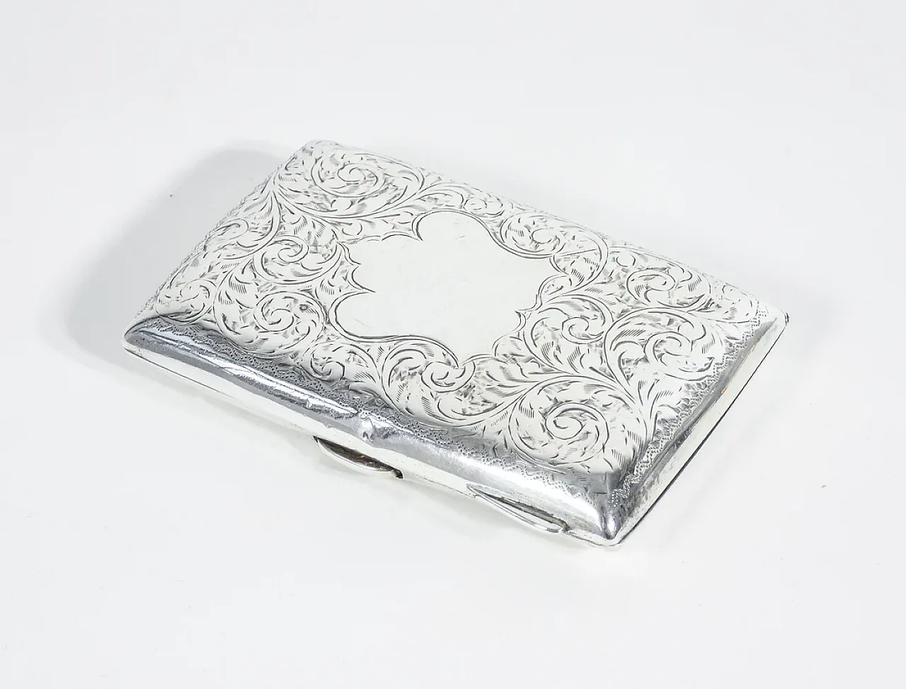 Cigarette case in silver, early 20th century 1