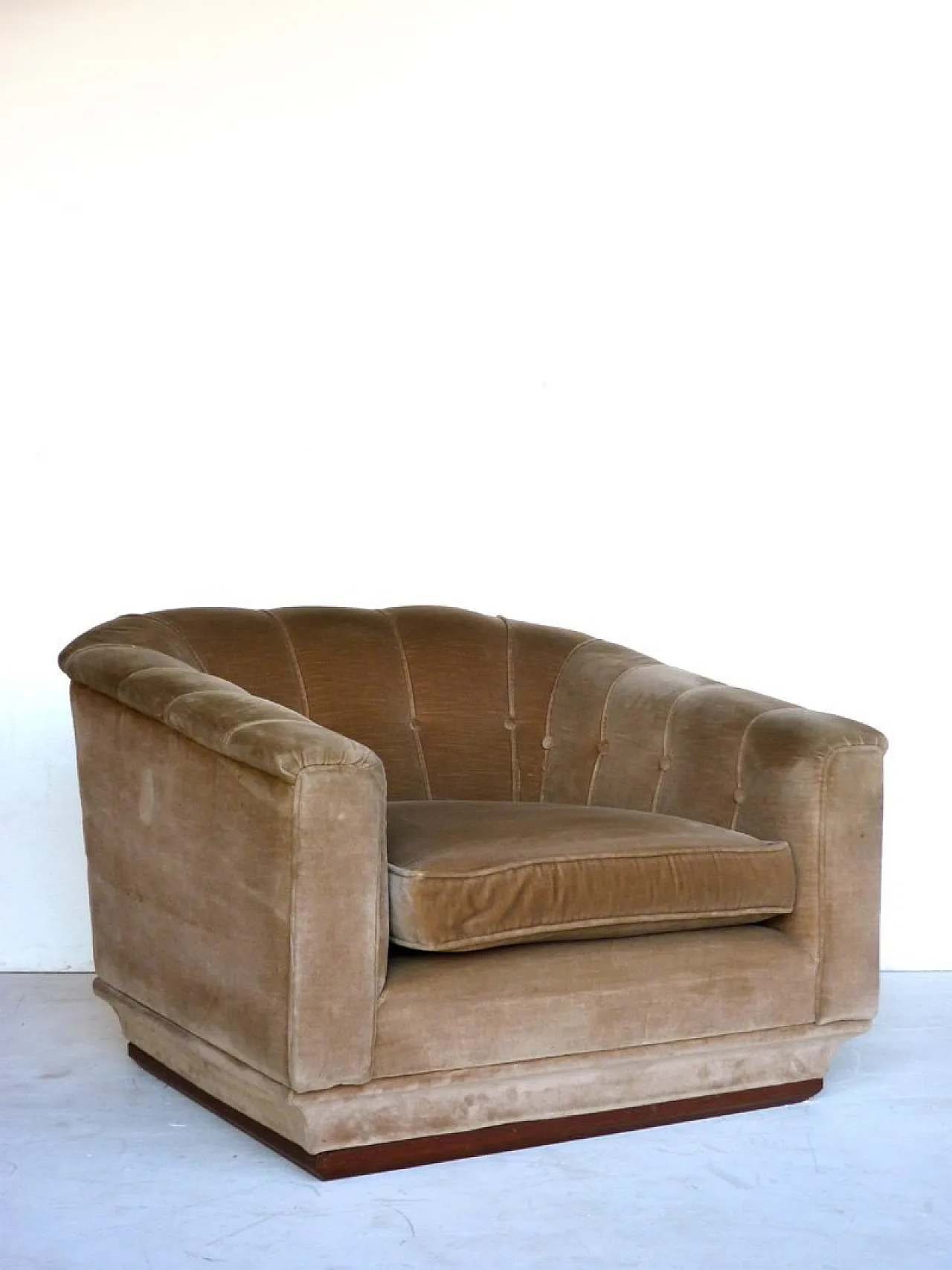 Coppia di poltrone in legno e velluto, anni '40 3