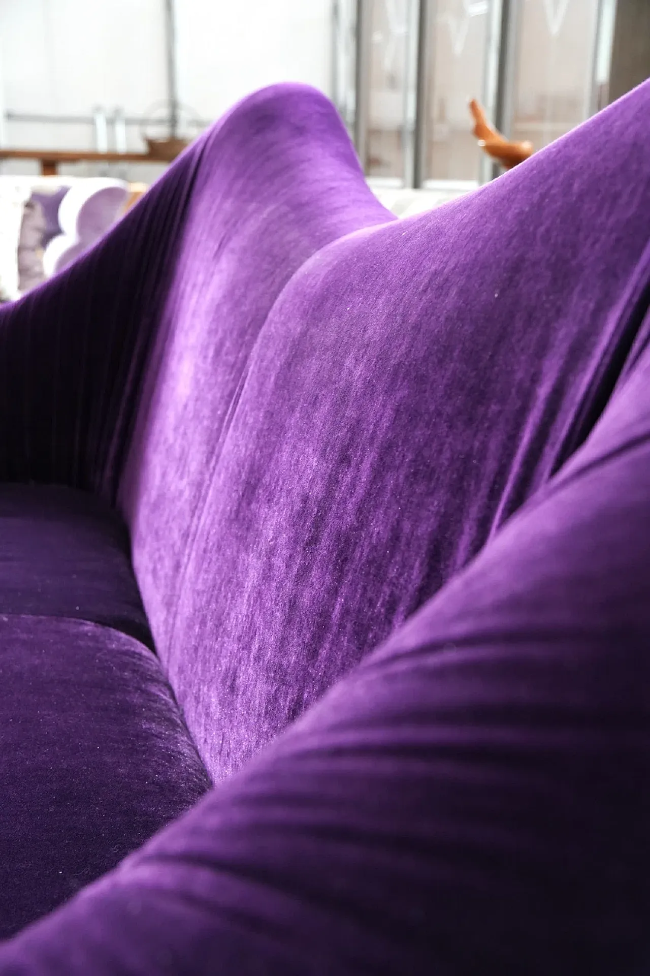 Purple velvet three-seater sofa, late 20th century 3