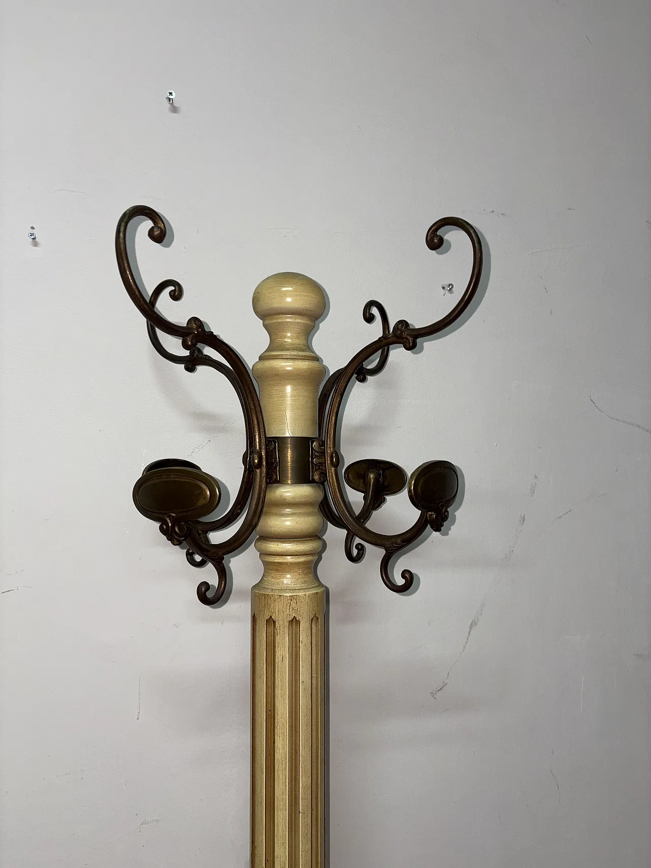 Appendiabiti barocco, anni '70 3