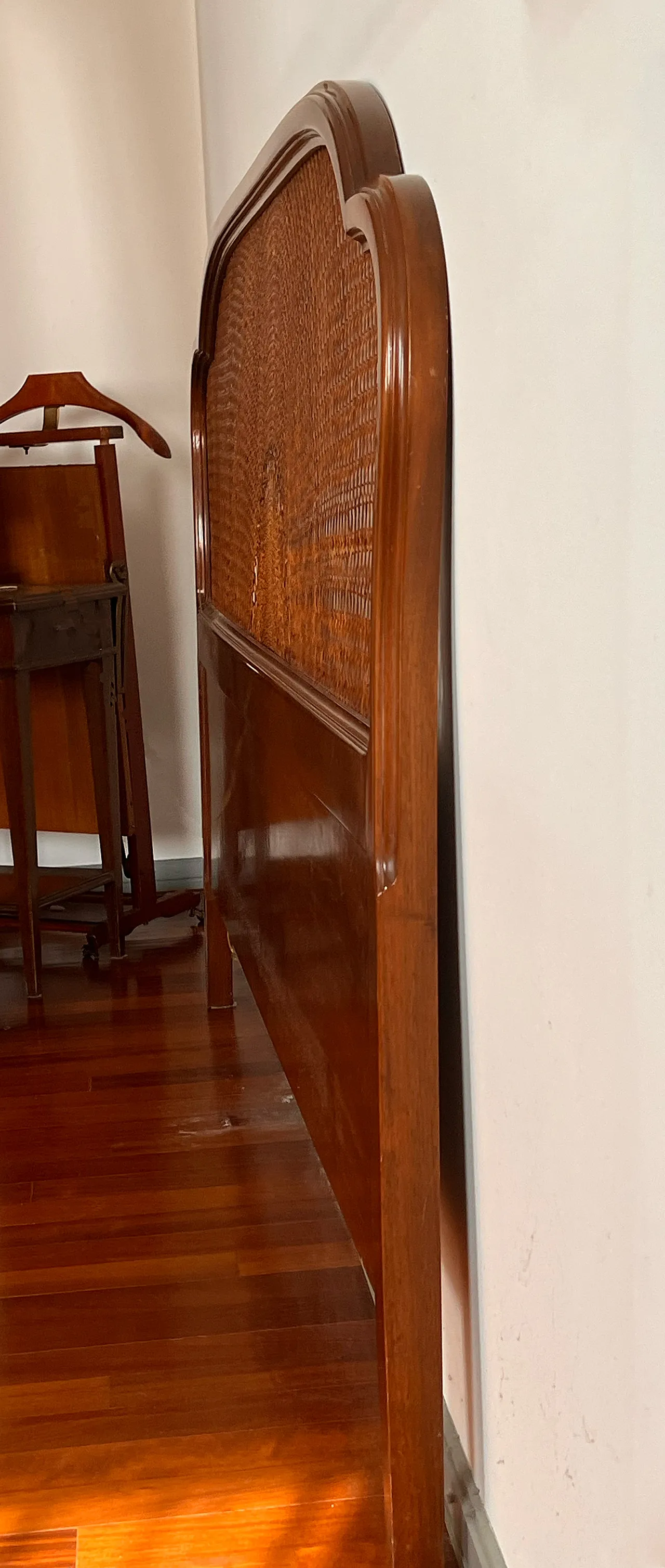 Testiera letto matrimoniale in legno e paglia di Vienna, '900 7