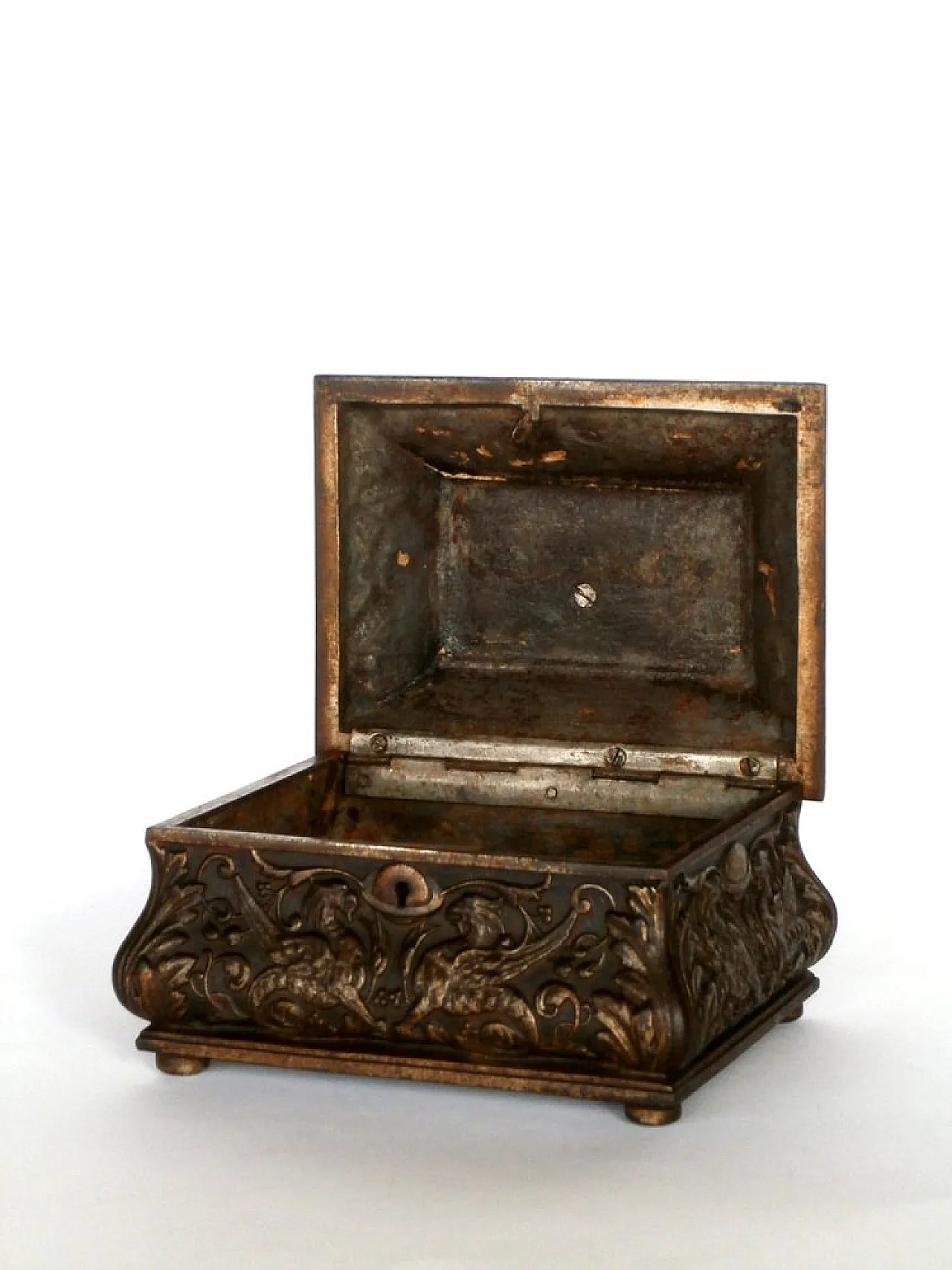 Greyhound Box in Griffins Metal from Ilsenburg, 19th century 8