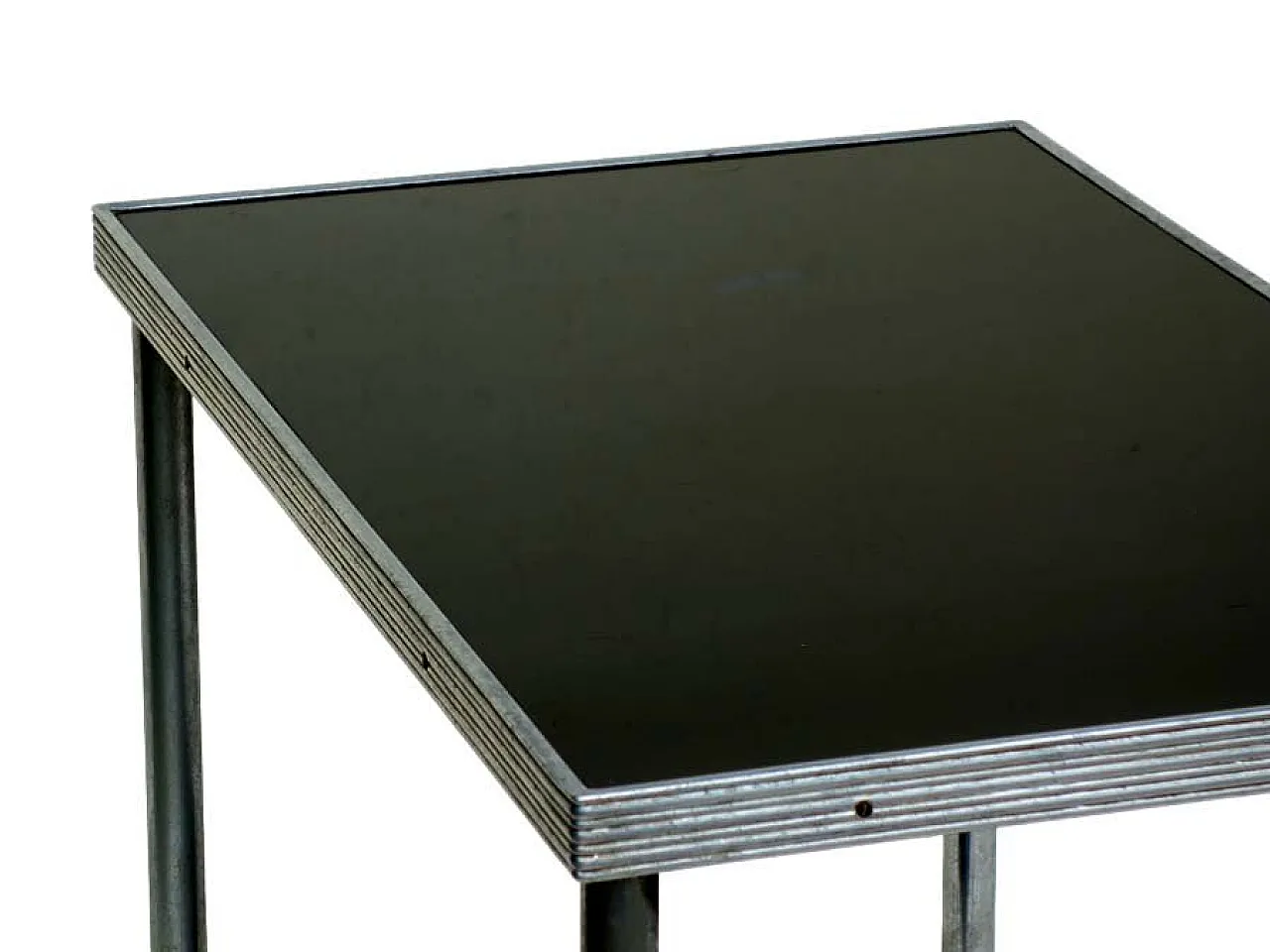 Rationalist Bauhaus coffee table in tubular metal, 1920s 6