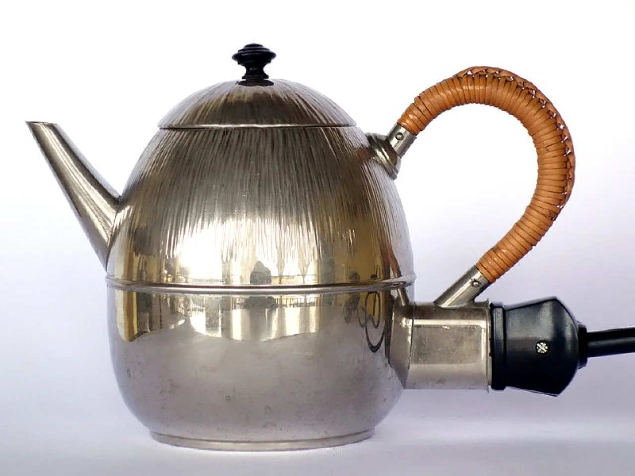 Teiera elettrica Art Nouveau in metallo argentato di WMF, anni '10 2