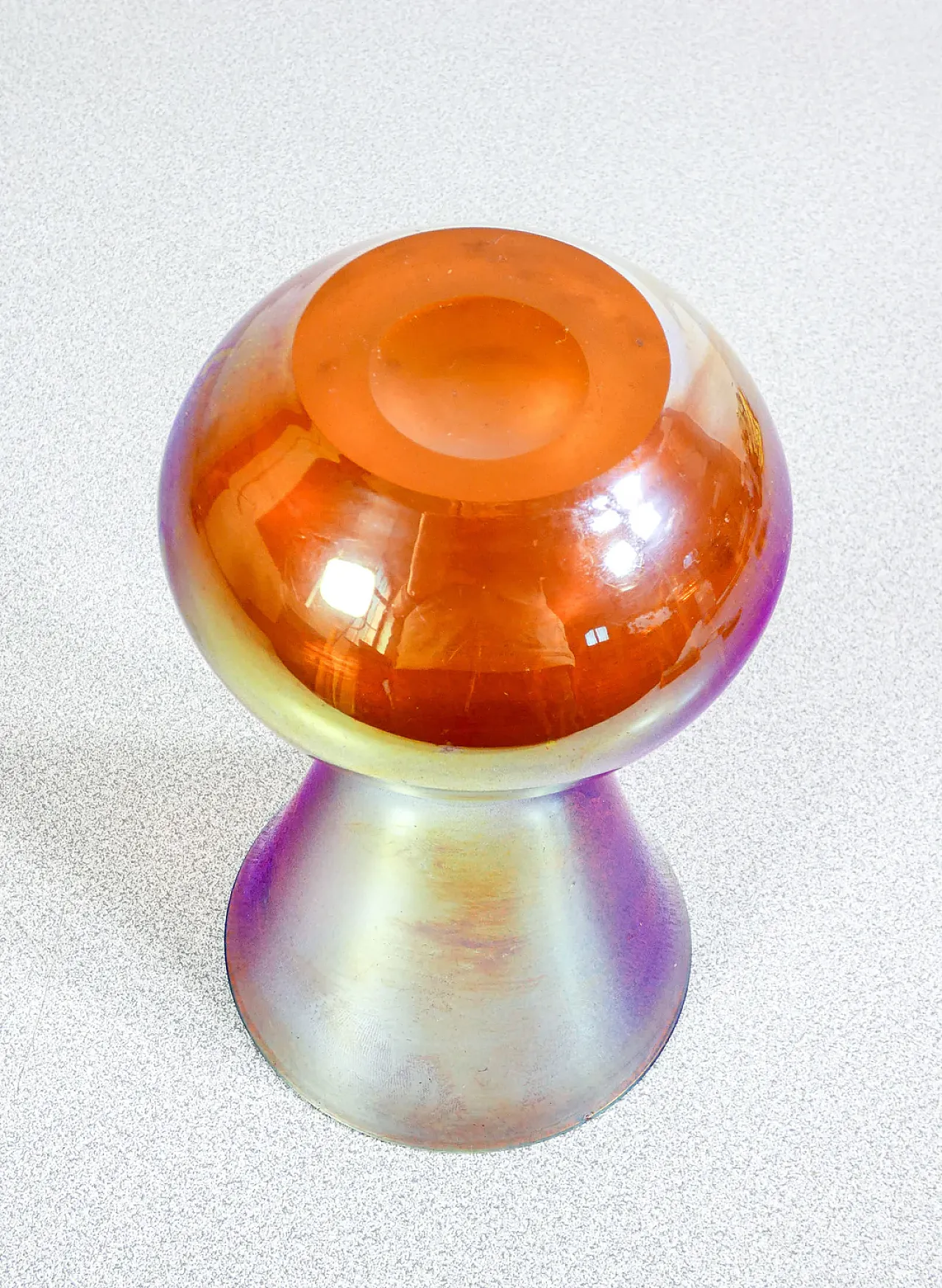 Vaso Myra in vetro soffiato iridescente, primo '900 6