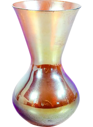 Vaso Myra in vetro soffiato iridescente, primo '900