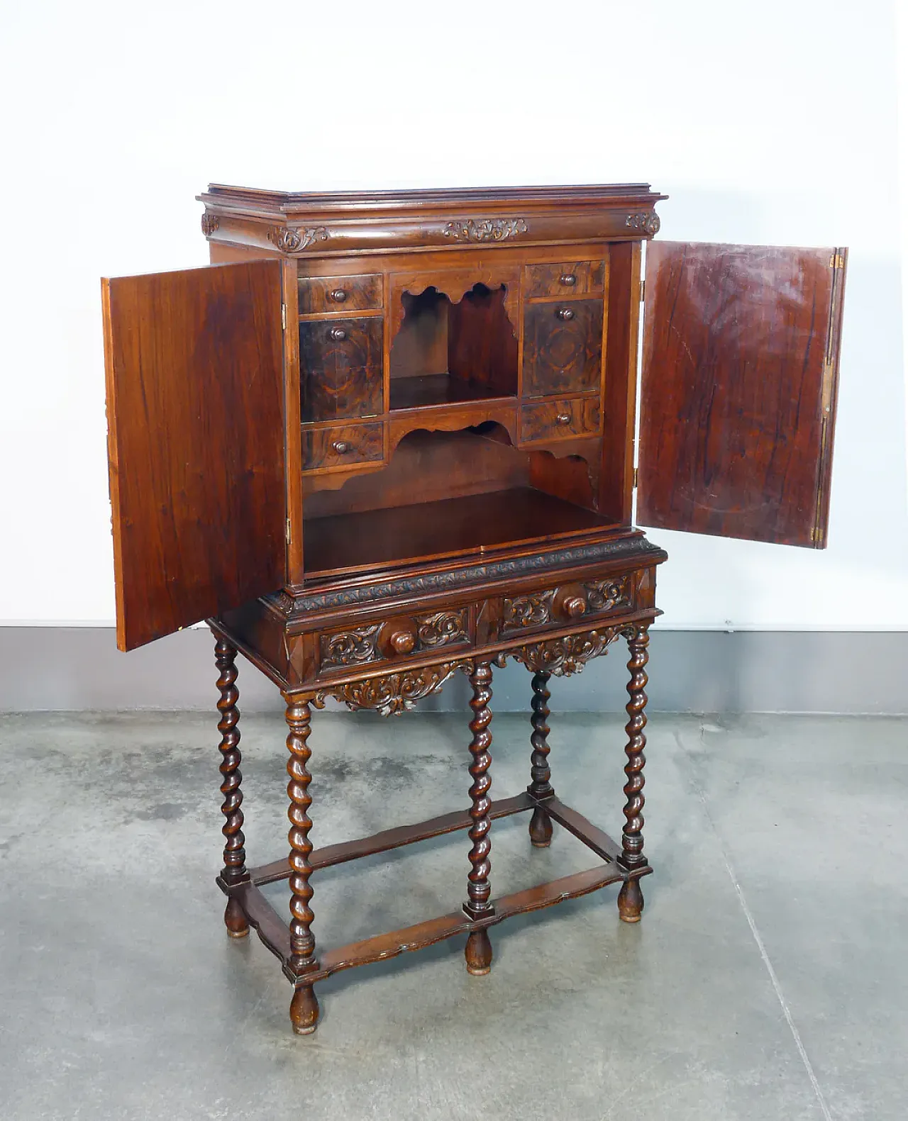Louis XIII walnut secretaire, early 20th century 2