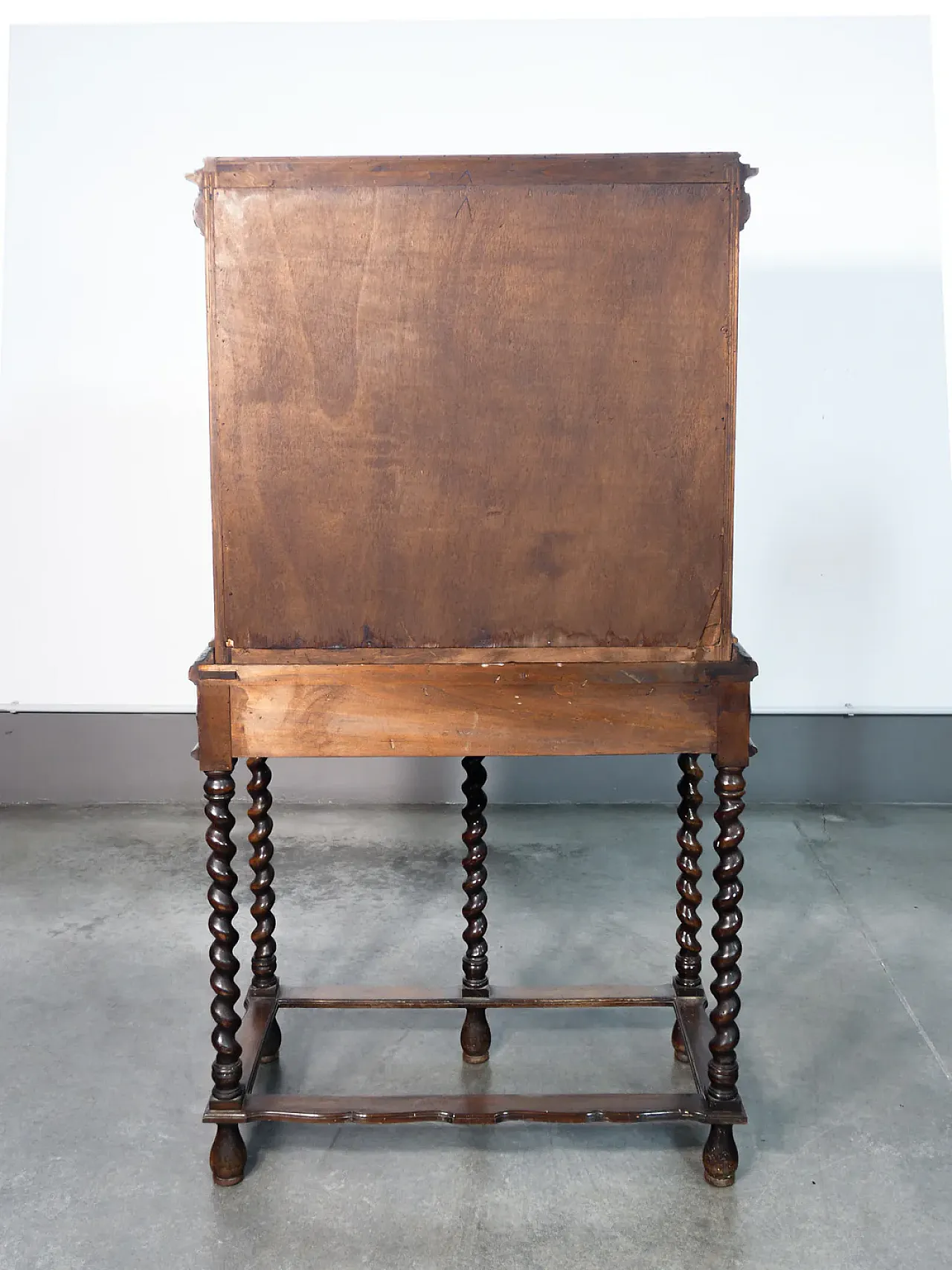 Louis XIII walnut secretaire, early 20th century 13