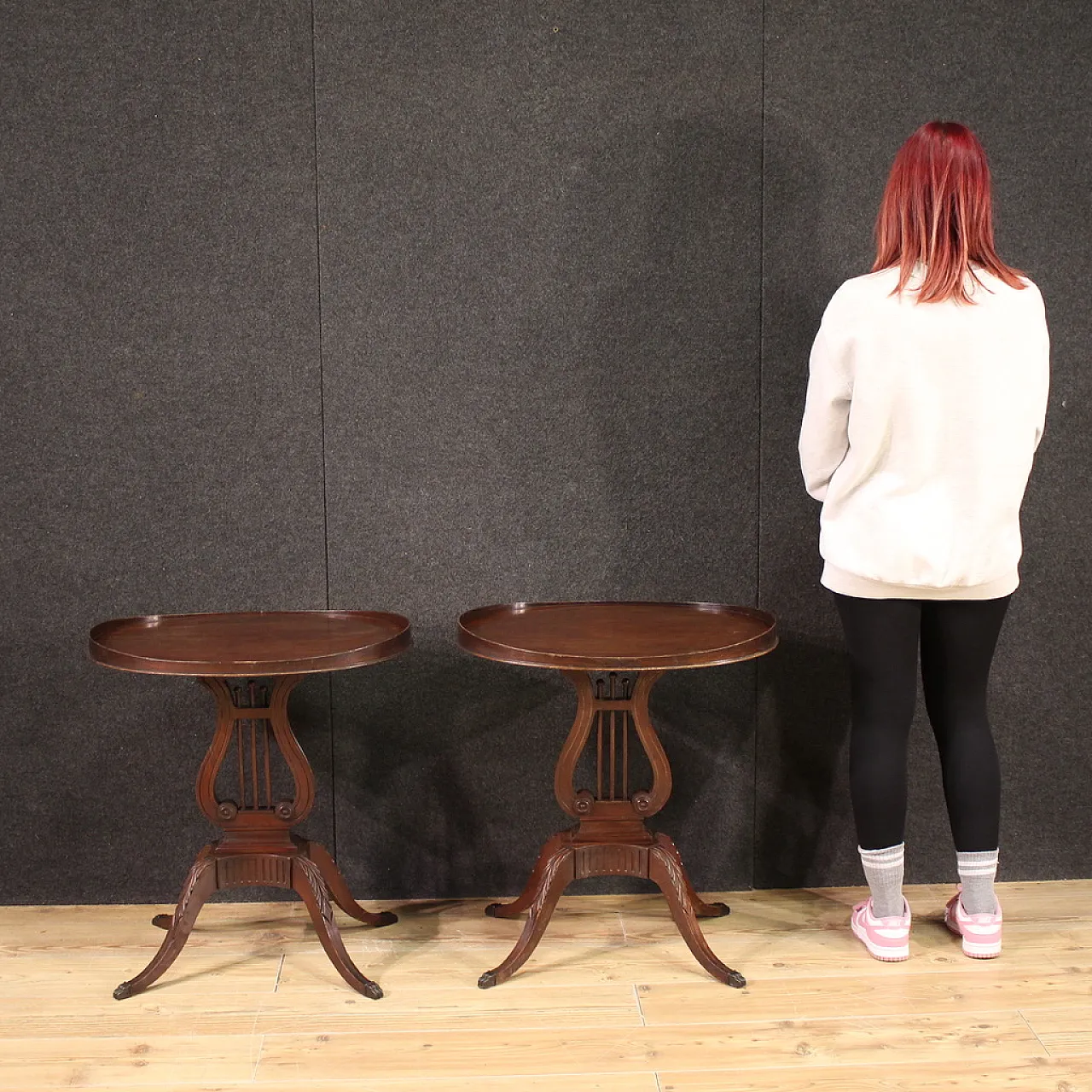 Pair of English tables with lira supports, '900 2