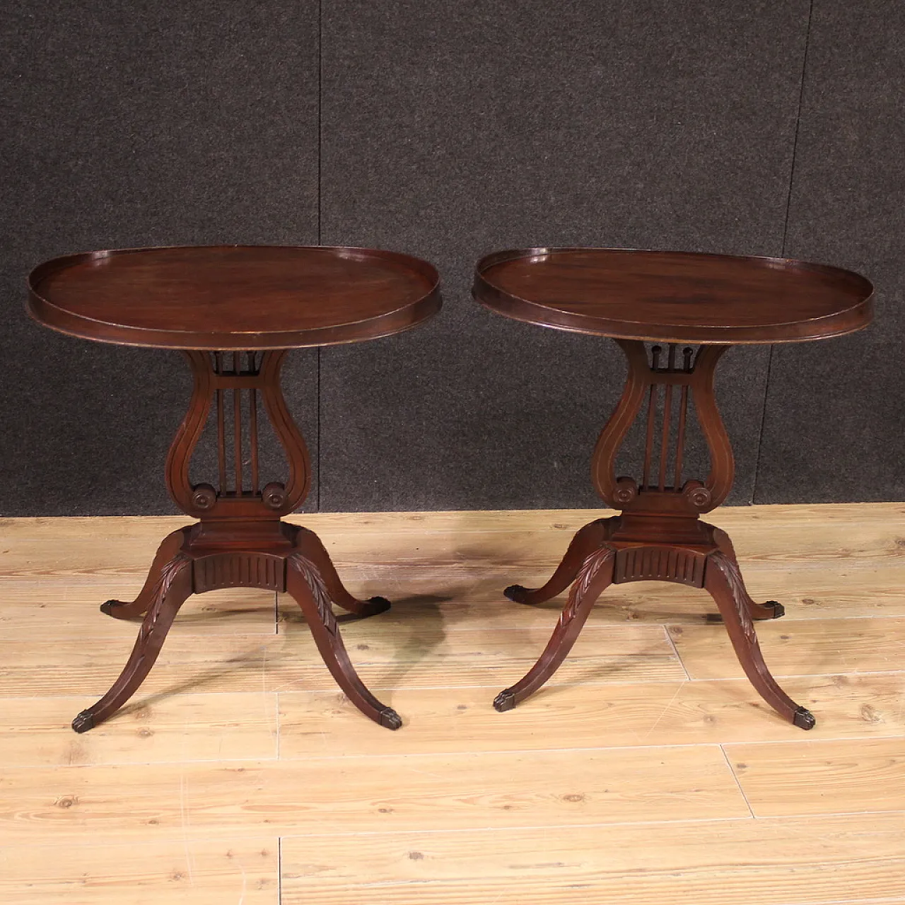 Pair of English tables with lira supports, '900 4