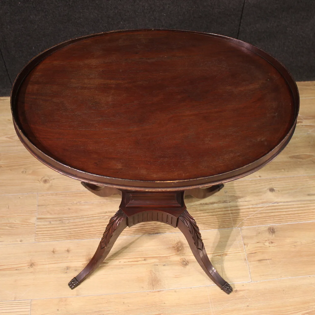 Pair of English tables with lira supports, '900 12