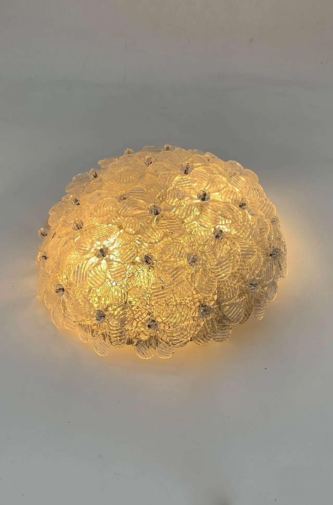 Murano floral ceiling lamp attributed to Seguso, late 20th century 1