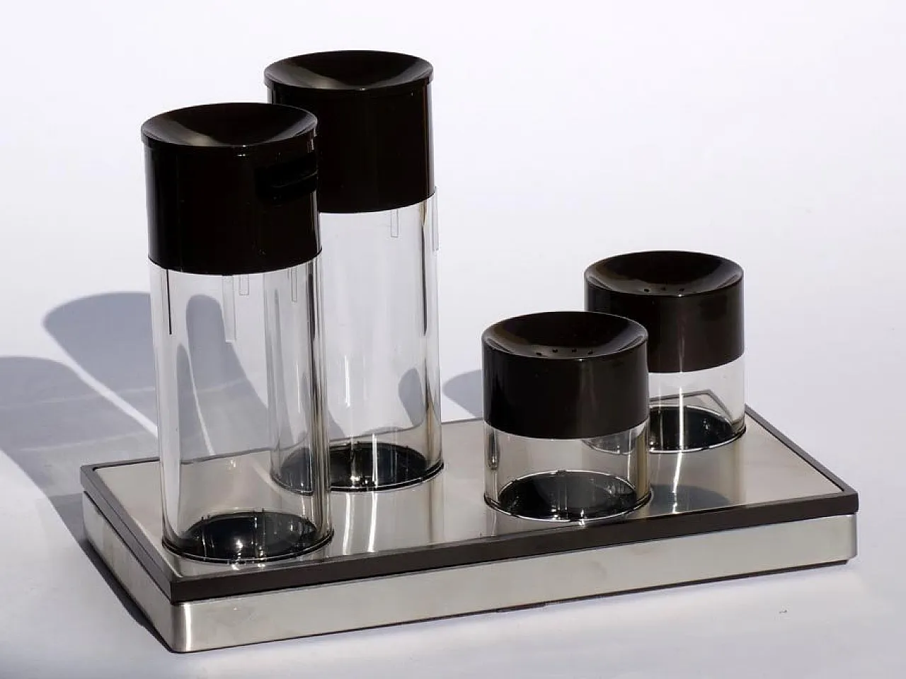 Oil, vinegar, salt and pepper chess set by Roberto Sambonet, 1970s 1