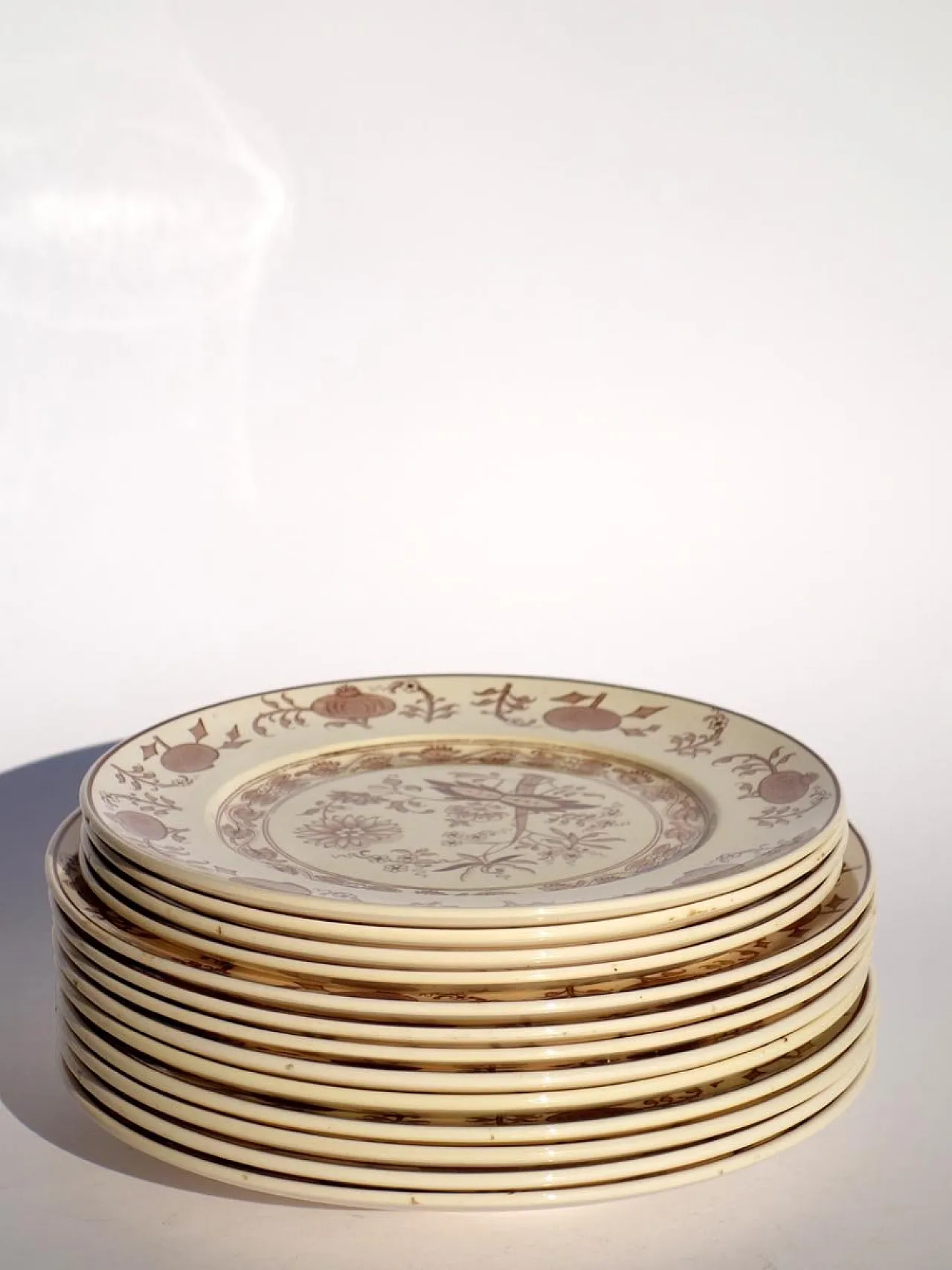 13 San Richard Society (Ginori) decorative plates, mid-19th century 1