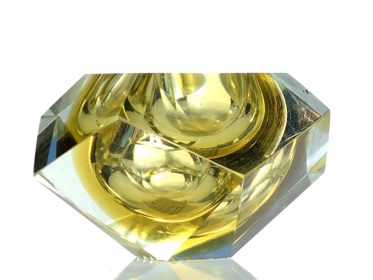 Posacenere in vetro di Murano giallo, anni '50 2