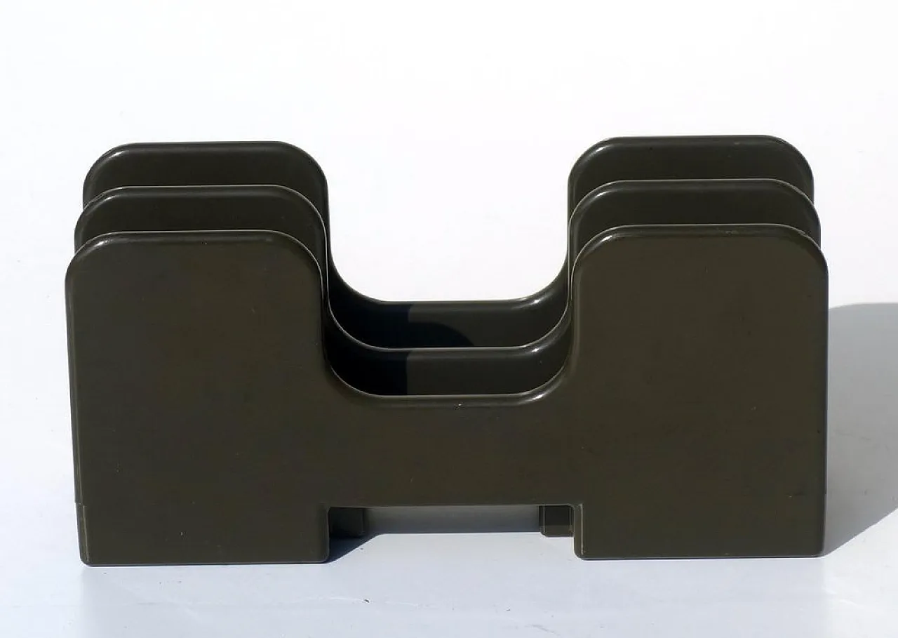 Portalettere sintetico di Ettore Sottsass per Olivetti, anni '70 2