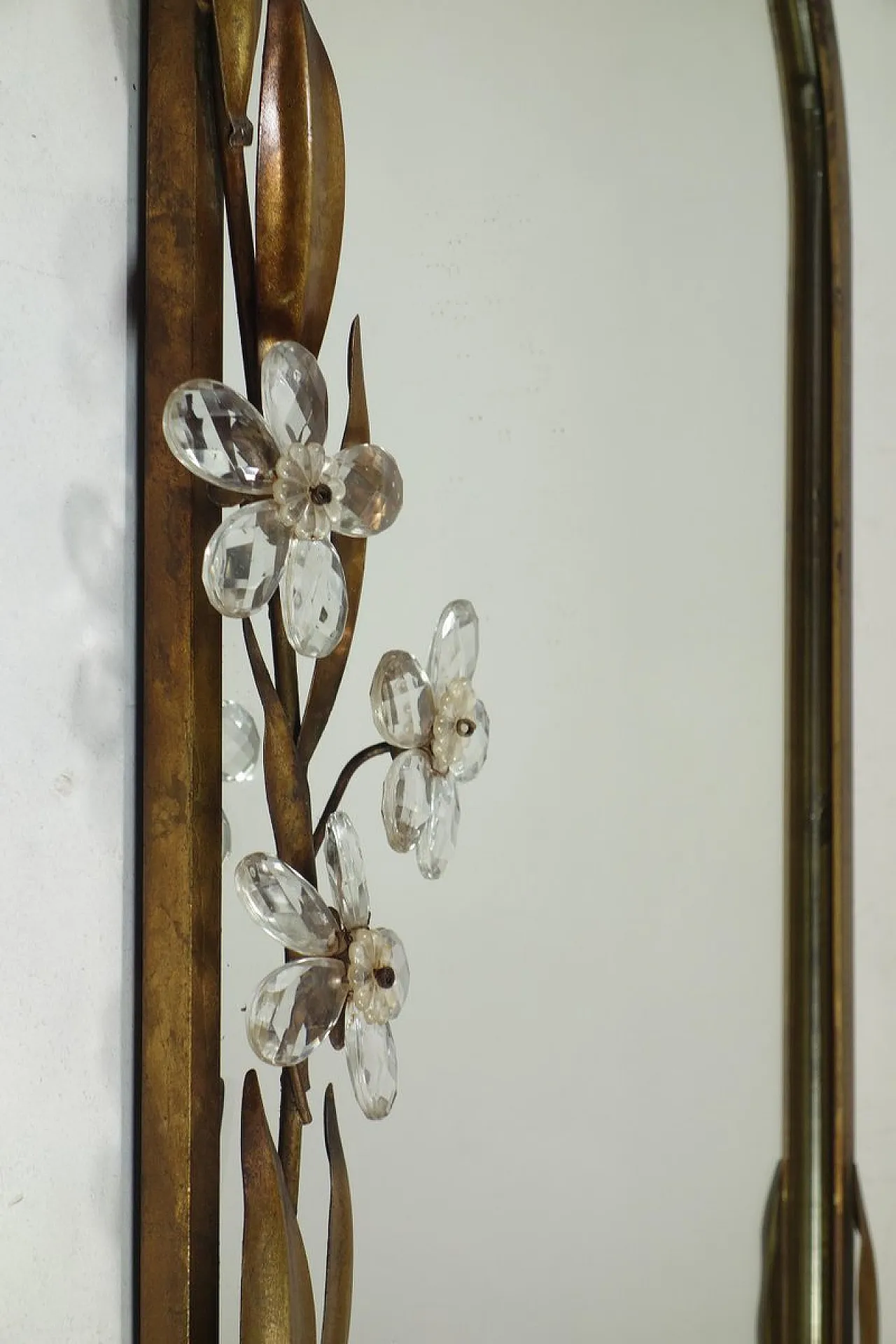 Specchio Flowers in vetro e metallo con lampada di Banci, anni '70 9